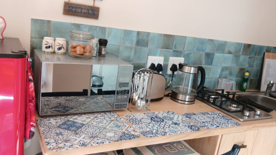 To Let 1 Bedroom Property for Rent in Goedehoop Western Cape